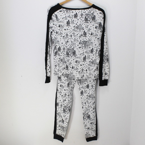 VICTORIA’S SECRET Waffle Knit Winter Scene Thermal Long Sleeve Pajamas Size S - Picture 4 of 13